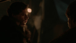 extant_GameOfThrones_2x01-TheNorthRemembers_4365
