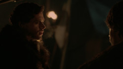 extant_GameOfThrones_2x01-TheNorthRemembers_4367