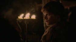 extant_GameOfThrones_2x01-TheNorthRemembers_4375