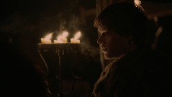 extant_GameOfThrones_2x01-TheNorthRemembers_4376
