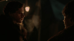 extant_GameOfThrones_2x01-TheNorthRemembers_4379