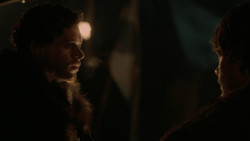 extant_GameOfThrones_2x01-TheNorthRemembers_4380