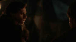 extant_GameOfThrones_2x01-TheNorthRemembers_4389