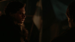 extant_GameOfThrones_2x01-TheNorthRemembers_4390