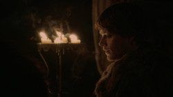 extant_GameOfThrones_2x01-TheNorthRemembers_4396