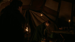 extant_GameOfThrones_2x01-TheNorthRemembers_4435