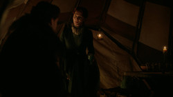 extant_GameOfThrones_2x01-TheNorthRemembers_4448
