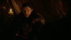 extant_GameOfThrones_2x01-TheNorthRemembers_4465
