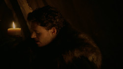 extant_GameOfThrones_2x01-TheNorthRemembers_4485