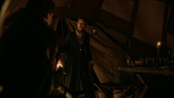 extant_GameOfThrones_2x01-TheNorthRemembers_4491