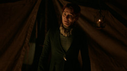 extant_GameOfThrones_2x01-TheNorthRemembers_4504