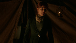 extant_GameOfThrones_2x01-TheNorthRemembers_4505