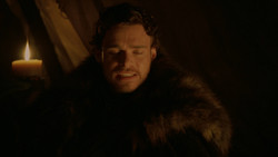 extant_GameOfThrones_2x01-TheNorthRemembers_4511