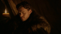 extant_GameOfThrones_2x01-TheNorthRemembers_4524