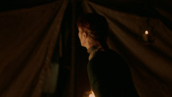extant_GameOfThrones_2x01-TheNorthRemembers_4531
