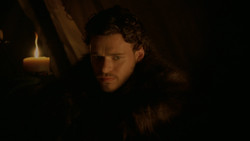 extant_GameOfThrones_2x01-TheNorthRemembers_4539
