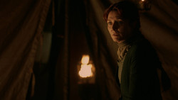 extant_GameOfThrones_2x01-TheNorthRemembers_4559