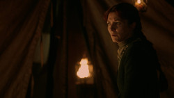 extant_GameOfThrones_2x01-TheNorthRemembers_4578