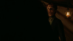 extant_GameOfThrones_2x01-TheNorthRemembers_4605