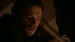 extant_GameOfThrones_2x01-TheNorthRemembers_4623