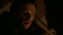 extant_GameOfThrones_2x01-TheNorthRemembers_4626