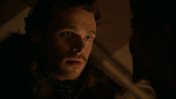 extant_GameOfThrones_2x01-TheNorthRemembers_4636