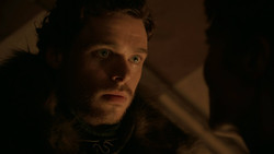 extant_GameOfThrones_2x01-TheNorthRemembers_4638