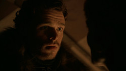 extant_GameOfThrones_2x01-TheNorthRemembers_4658