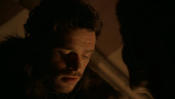 extant_GameOfThrones_2x01-TheNorthRemembers_4661