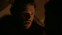 extant_GameOfThrones_2x01-TheNorthRemembers_4705