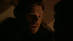 extant_GameOfThrones_2x01-TheNorthRemembers_4708