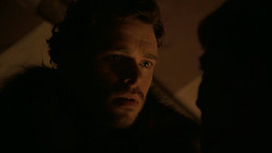 extant_GameOfThrones_2x01-TheNorthRemembers_4709