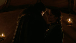 extant_GameOfThrones_2x01-TheNorthRemembers_4717