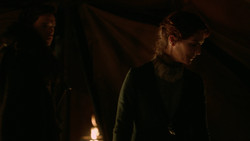 extant_GameOfThrones_2x01-TheNorthRemembers_4729
