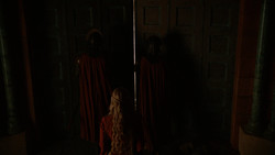extant_GameOfThrones_2x01-TheNorthRemembers_4733