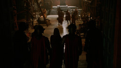 extant_GameOfThrones_2x01-TheNorthRemembers_4739