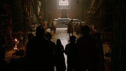 extant_GameOfThrones_2x01-TheNorthRemembers_4744