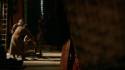 extant_GameOfThrones_2x01-TheNorthRemembers_4748