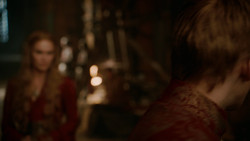 extant_GameOfThrones_2x01-TheNorthRemembers_4842