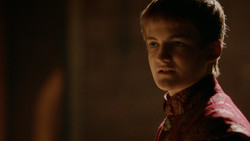 extant_GameOfThrones_2x01-TheNorthRemembers_4857