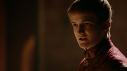 extant_GameOfThrones_2x01-TheNorthRemembers_4858
