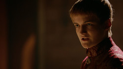 extant_GameOfThrones_2x01-TheNorthRemembers_4859