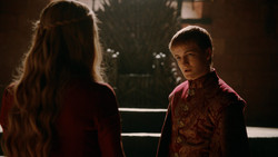 extant_GameOfThrones_2x01-TheNorthRemembers_4898