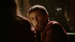 extant_GameOfThrones_2x01-TheNorthRemembers_4935