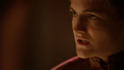 extant_GameOfThrones_2x01-TheNorthRemembers_4976