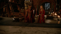 extant_GameOfThrones_2x01-TheNorthRemembers_4985
