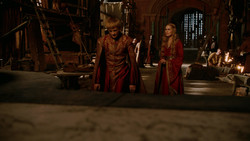 extant_GameOfThrones_2x01-TheNorthRemembers_4986