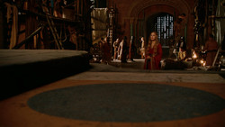 extant_GameOfThrones_2x01-TheNorthRemembers_5000