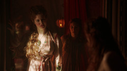 extant_GameOfThrones_2x01-TheNorthRemembers_5016