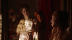 extant_GameOfThrones_2x01-TheNorthRemembers_5030